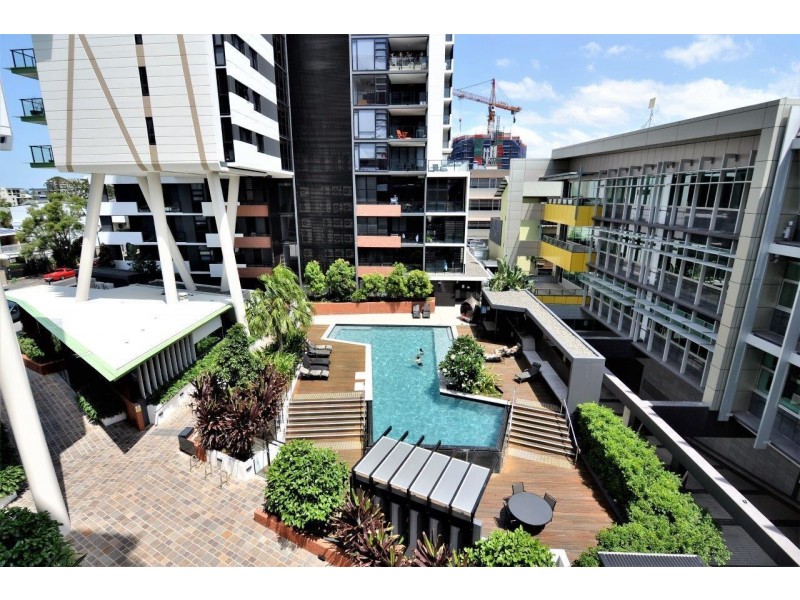2106/9 Edmondstone Street, South Brisbane QLD 4101