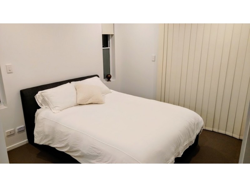 2/127 GROSVENDOR STREET, Morningside QLD 4170