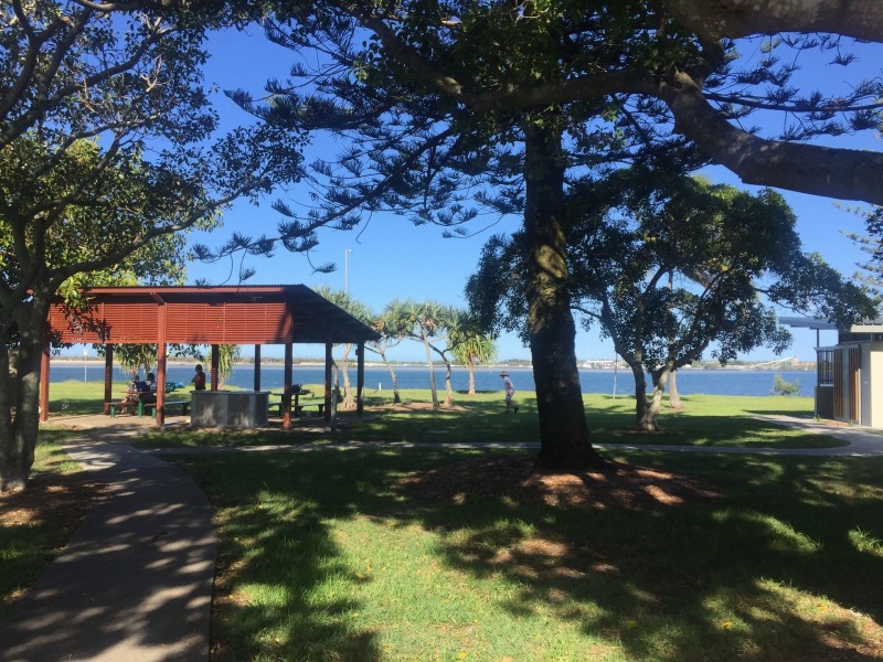 218 Marine Parade, Labrador QLD 4215