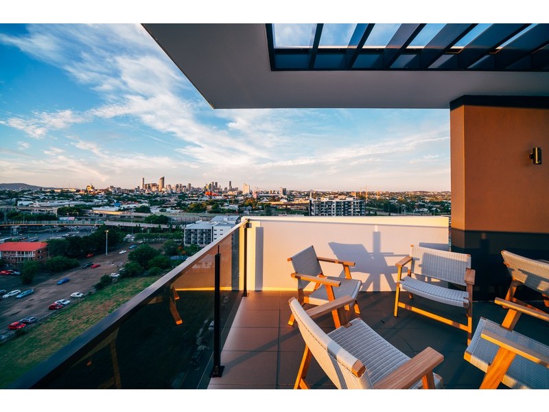 295/28 Wolseley St, Woolloongabba QLD 4102