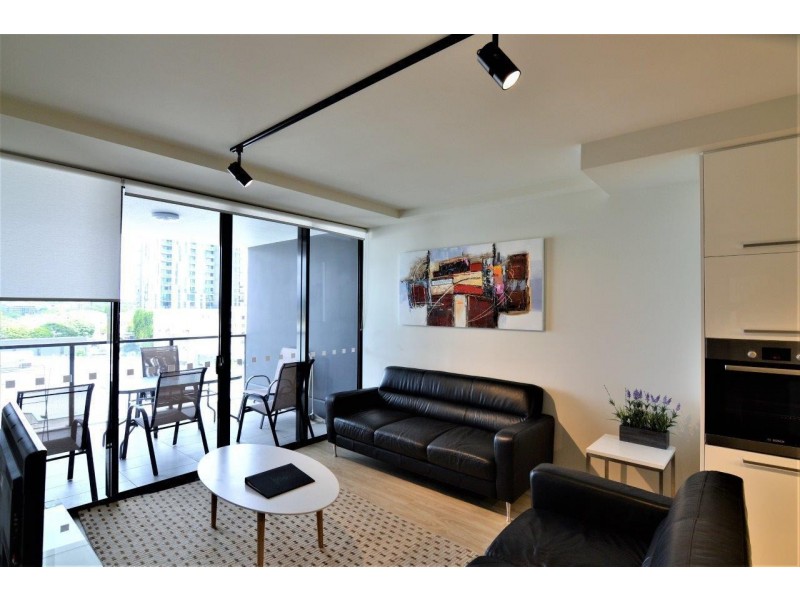 2072/9 Edmondstone street, South Brisbane QLD 4101