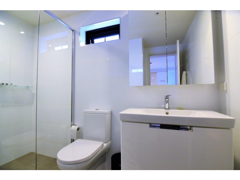 2072/9 Edmondstone street, South Brisbane QLD 4101