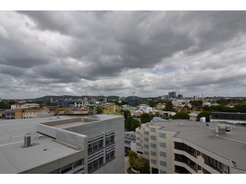 2072/9 Edmondstone street, South Brisbane QLD 4101