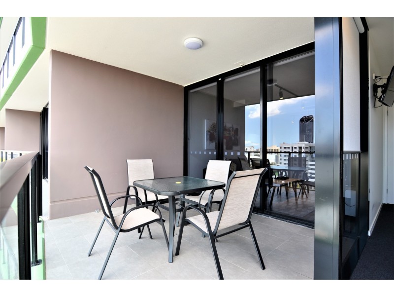 1092/9 Edmondstone street, South Brisbane QLD 4101