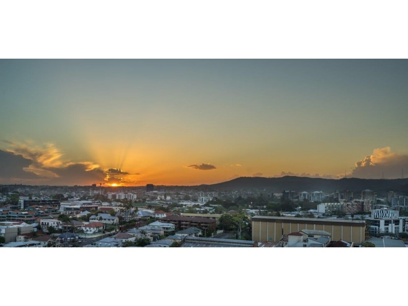 1092/9 Edmondstone street, South Brisbane QLD 4101