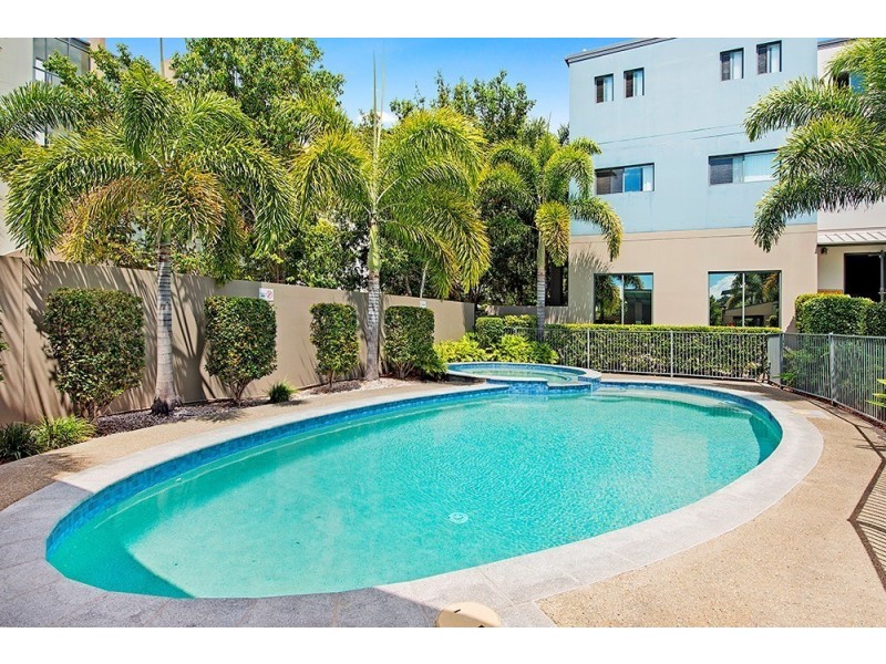 48/2 Acacia Court, Robina QLD 4226