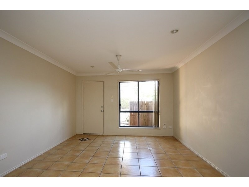 26 Buckingham Place, Eight Mile Plains QLD 4113