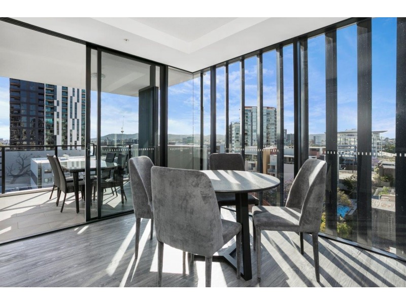 Fully Furnished 2 Bedroom Apartment/27 Cordelia Street, South Brisbane QLD 4101