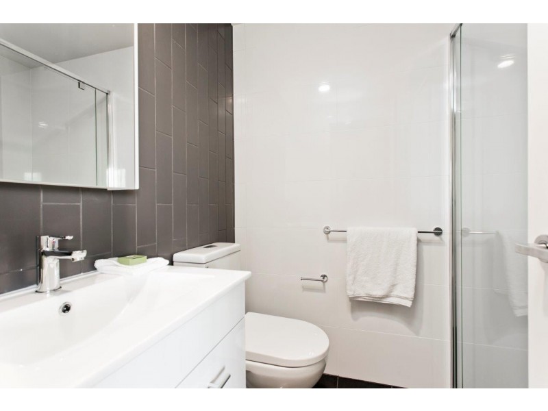 Fully Furnished 2 Bedroom Apartment/27 Cordelia Street, South Brisbane QLD 4101