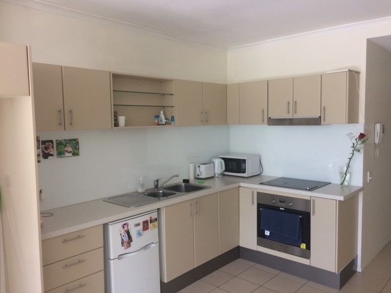03/2894-2910 Gold Coast Highway, Surfers Paradise QLD 4217