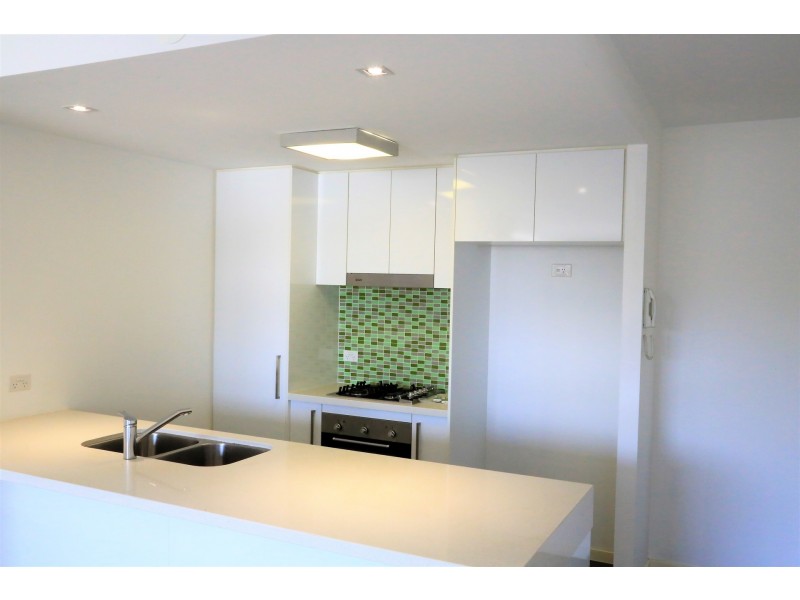 202/159 Logan road, Woolloongabba QLD 4102