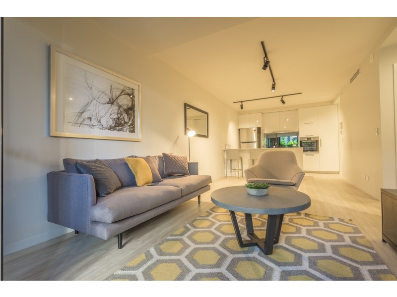 2008/9 Edmondstone street, South Brisbane QLD 4101