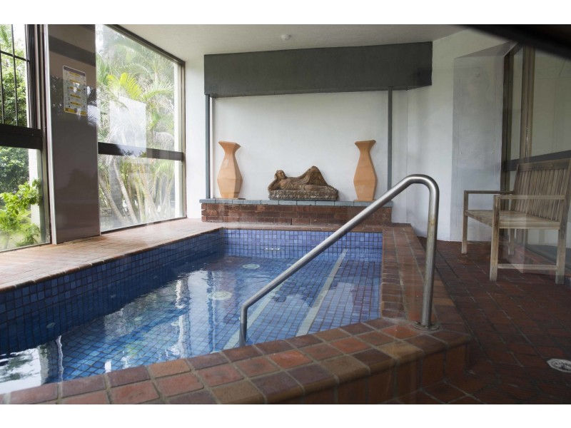 46/2916 Gold Coast Highway, Surfers Paradise QLD 4217