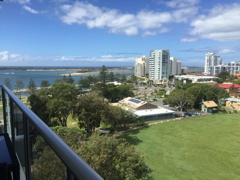 17 BATH STREET LABRADOR, Labrador QLD 4215