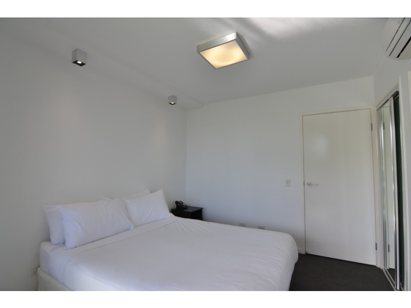 203/159 Logan road, Woolloongabba QLD 4102