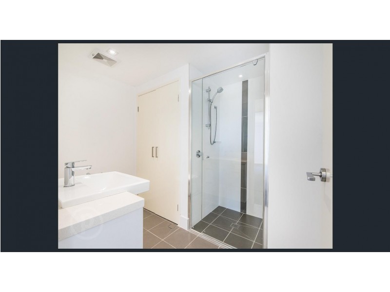 203/159 Logan road, Woolloongabba QLD 4102