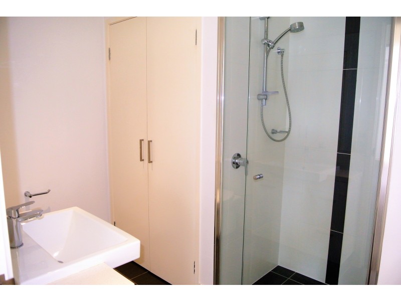 303/159 Logan Road, Woolloongabba QLD 4102