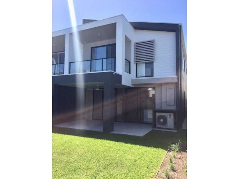 93 Evergreen View, Robina QLD 4226