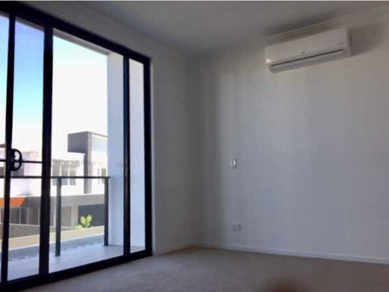 93 Evergreen View, Robina QLD 4226