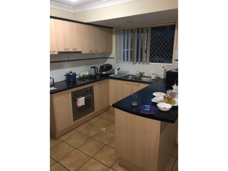 26 Buckingham Place, Eight Mile Plains QLD 4113