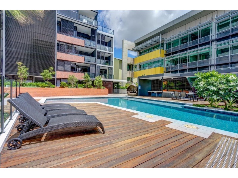 1056/9 Edmondstone street, South Brisbane QLD 4101