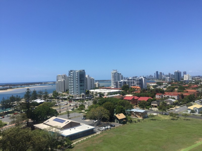17 Bath, Labrador QLD 4215