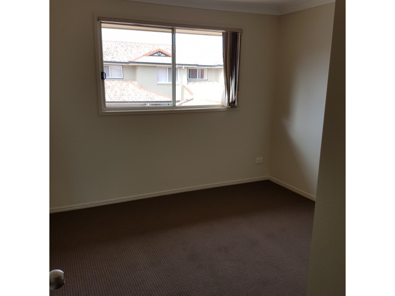 26 Buckingham Place, Eight Mile Plains QLD 4113