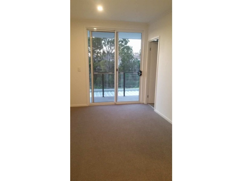 61 Evergreen View, Robina QLD 4226