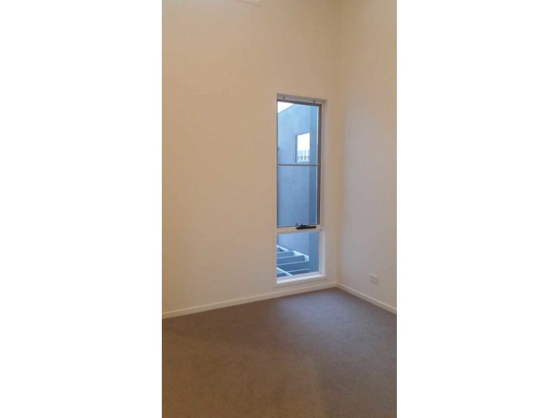 61 Evergreen View, Robina QLD 4226