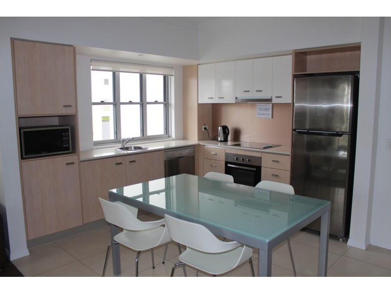 160/1-7 Moores Crescent, Varsity Lakes QLD 4227