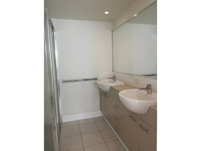 38/2 Acacia Court, Robina QLD 4226