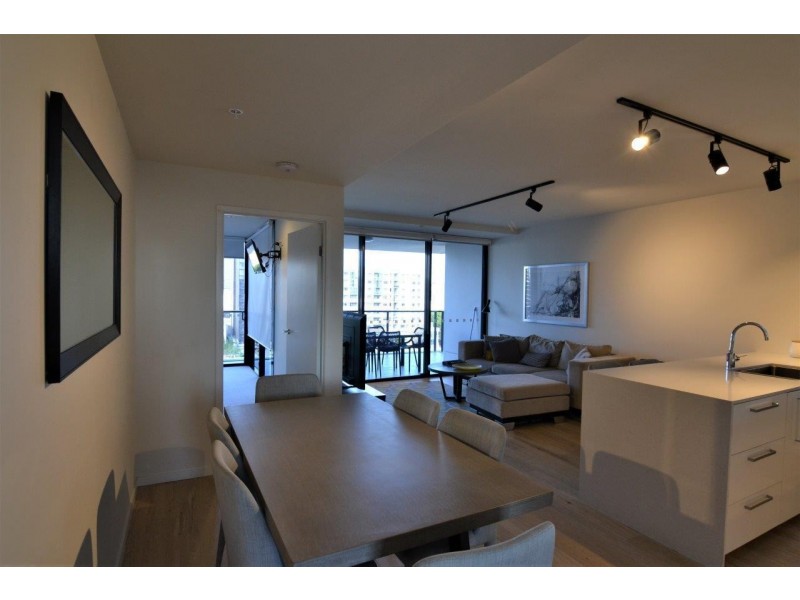 2078/9 Edmondstone street, South Brisbane QLD 4101