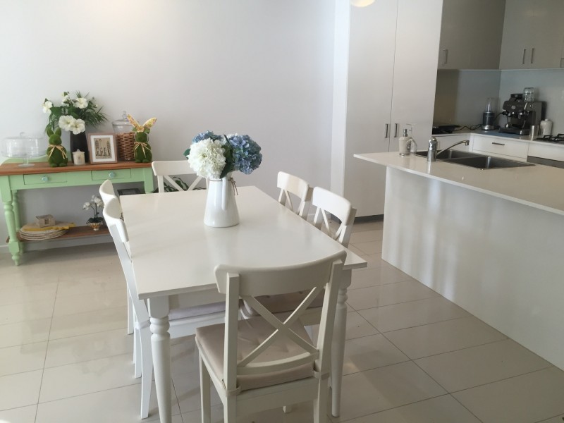 17 Bath, Labrador QLD 4215