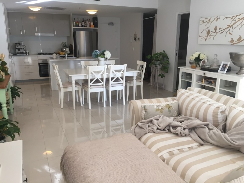 17 Bath, Labrador QLD 4215