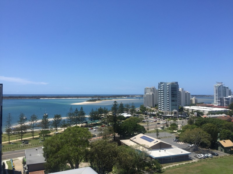 17 Bath, Labrador QLD 4215