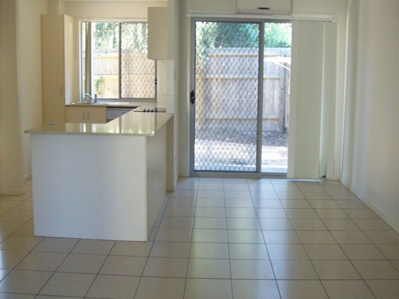 116-136 Station Rd, Loganlea QLD 4131