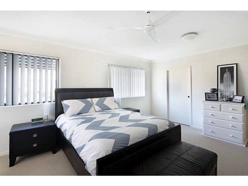 1 Acacia Court, Robina QLD 4226