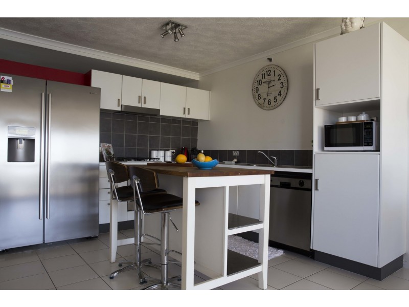 19/2894-2910 Gold Coast Highway, Surfers Paradise QLD 4217