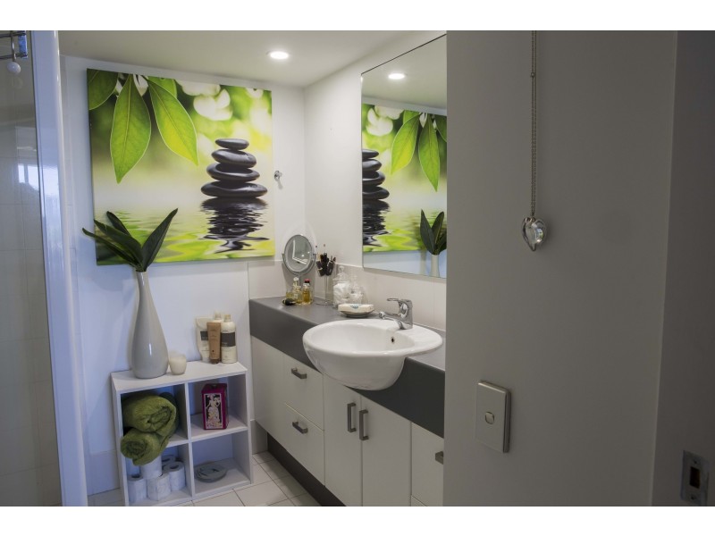 19/2894-2910 Gold Coast Highway, Surfers Paradise QLD 4217