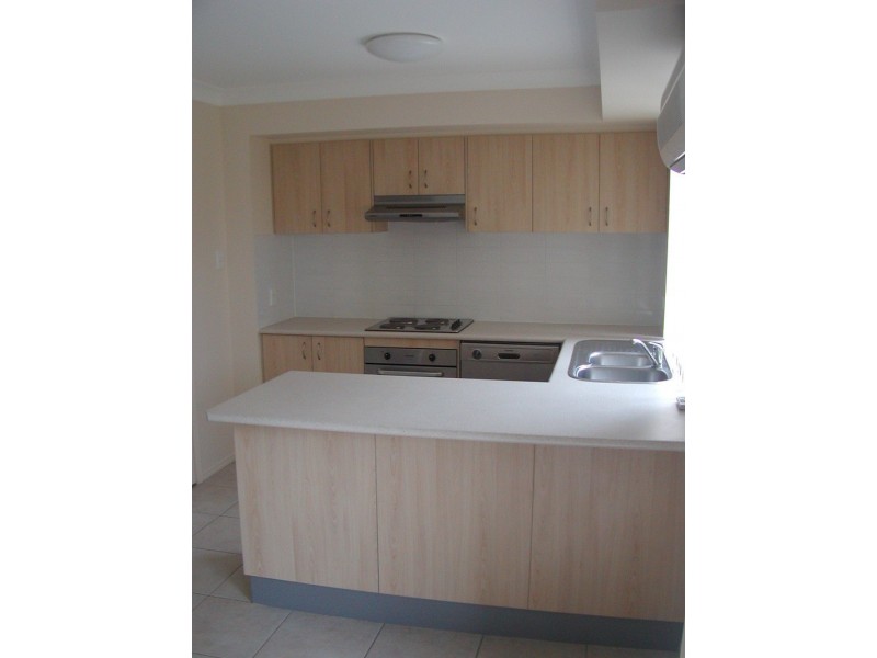 28 Coora Street, Wishart QLD 4122