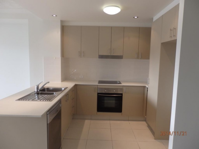 70/2 Acacia Crt, Robina QLD 4226