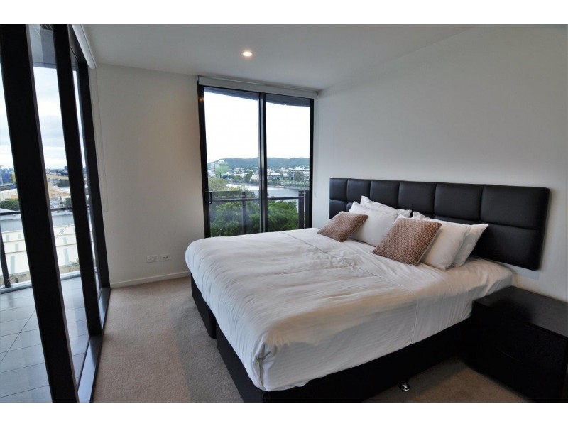 10806/25 Bouquet Street, South Brisbane QLD 4101