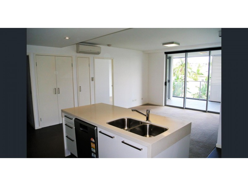 701/159 LOGAN ROAD, Woolloongabba QLD 4102