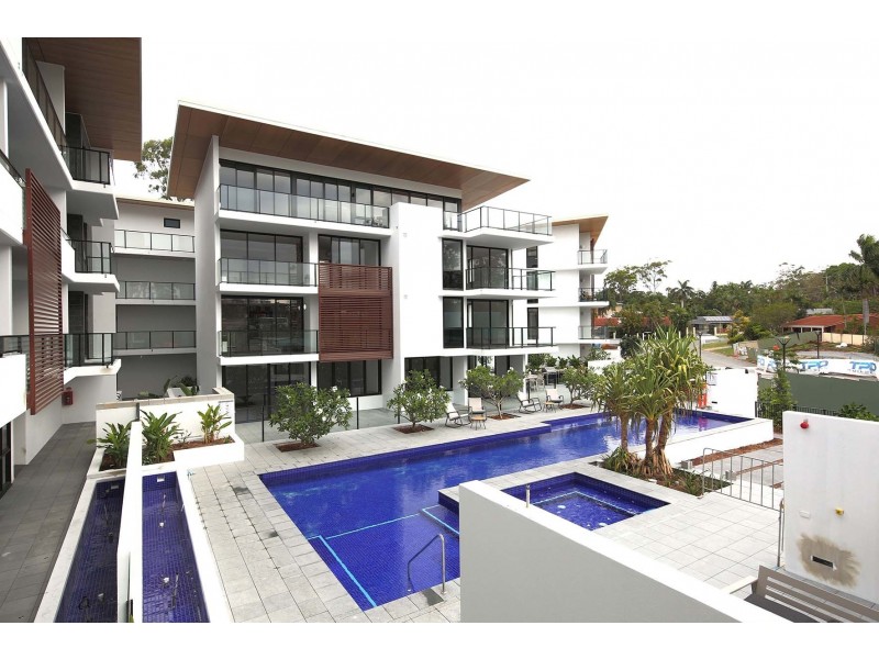 1 Hart Street, Ashmore QLD 4214