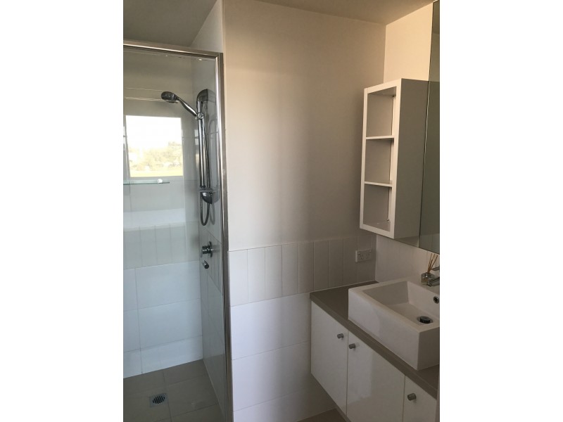 61B/129 Laver Drive, Robina QLD 4226