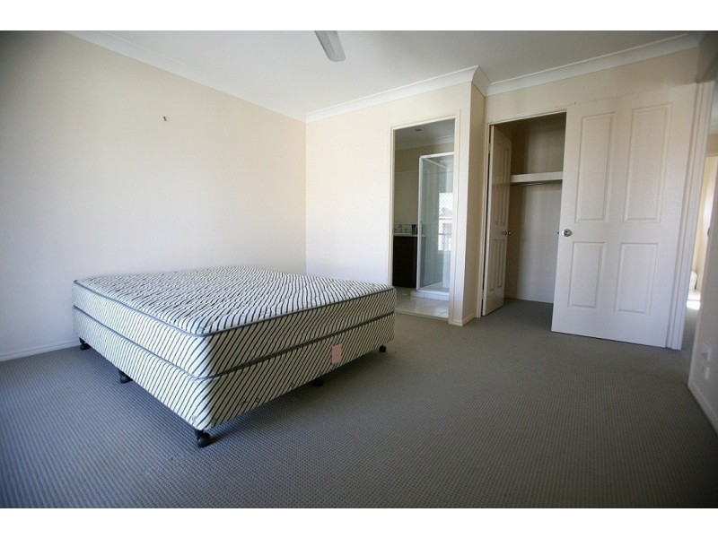 28 Coora Street, Wishart QLD 4122
