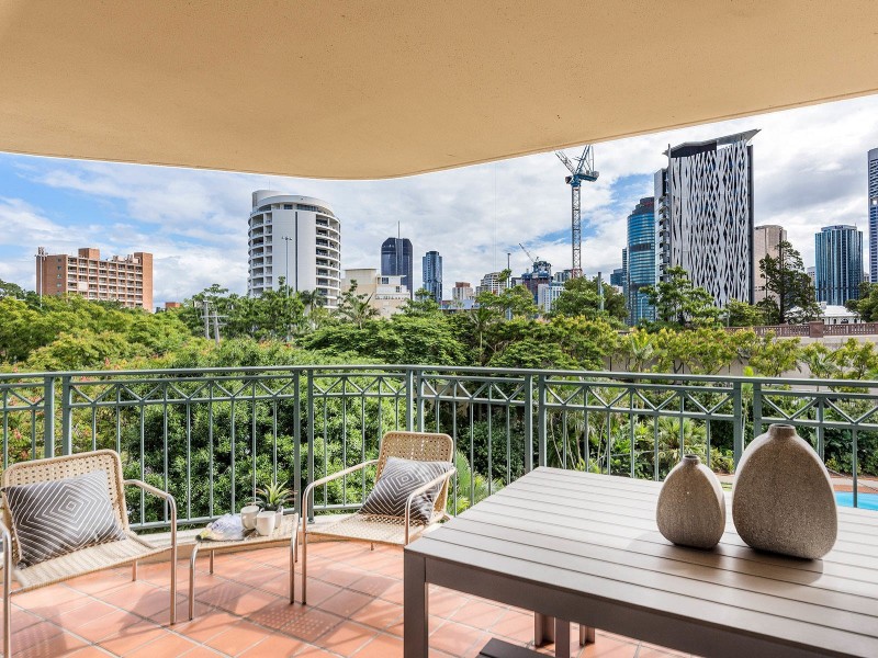 1 GOODWIN STREET, Kangaroo Point QLD 4169