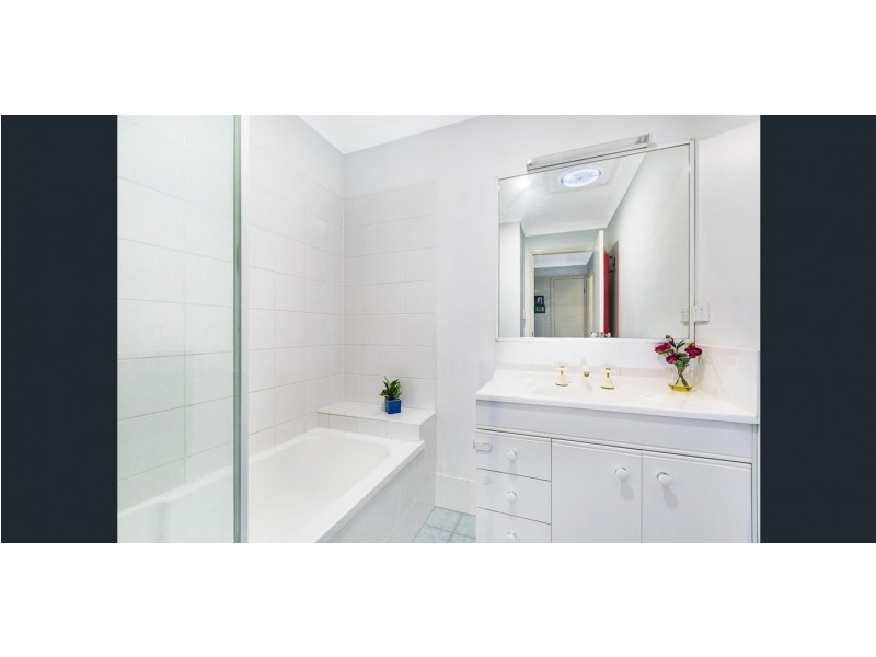 30/9 Amazons Place, Sinnamon Park QLD 4073