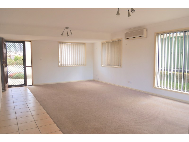 1-15 Santa Isobel Blvd, Pacific Pines QLD 4211