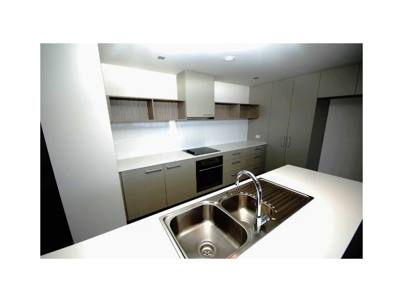 22E/129-133 Laver Dr, Robina QLD 4226